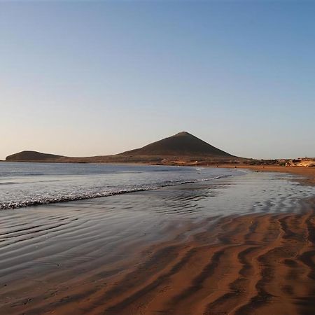 New 140M2 Loft-Style Flat At Town Heart, 3 Beaches Close Casa Leon El Medano  Luaran gambar